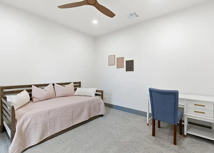 Holiday home Beautiful Home Near Asu Families & Groups Welcome