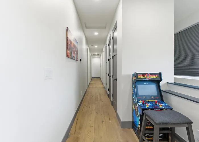 Beautiful Home Near Asu Families & Groups Welcome Holiday home *