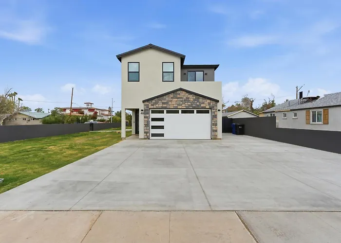 Beautiful Near Asu Families & Groups Welcome * Tempe